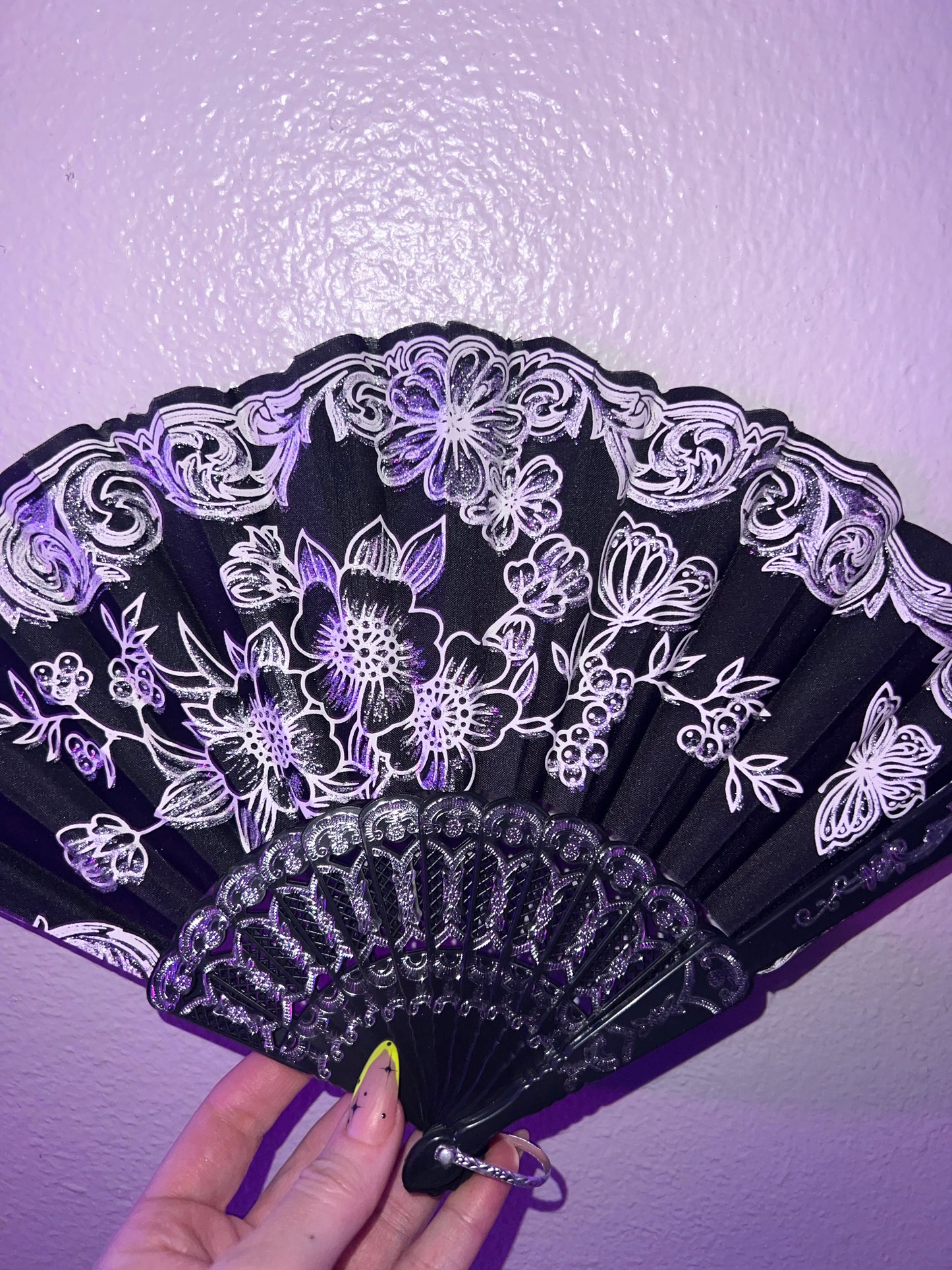 Lace Vintage Silk Fan